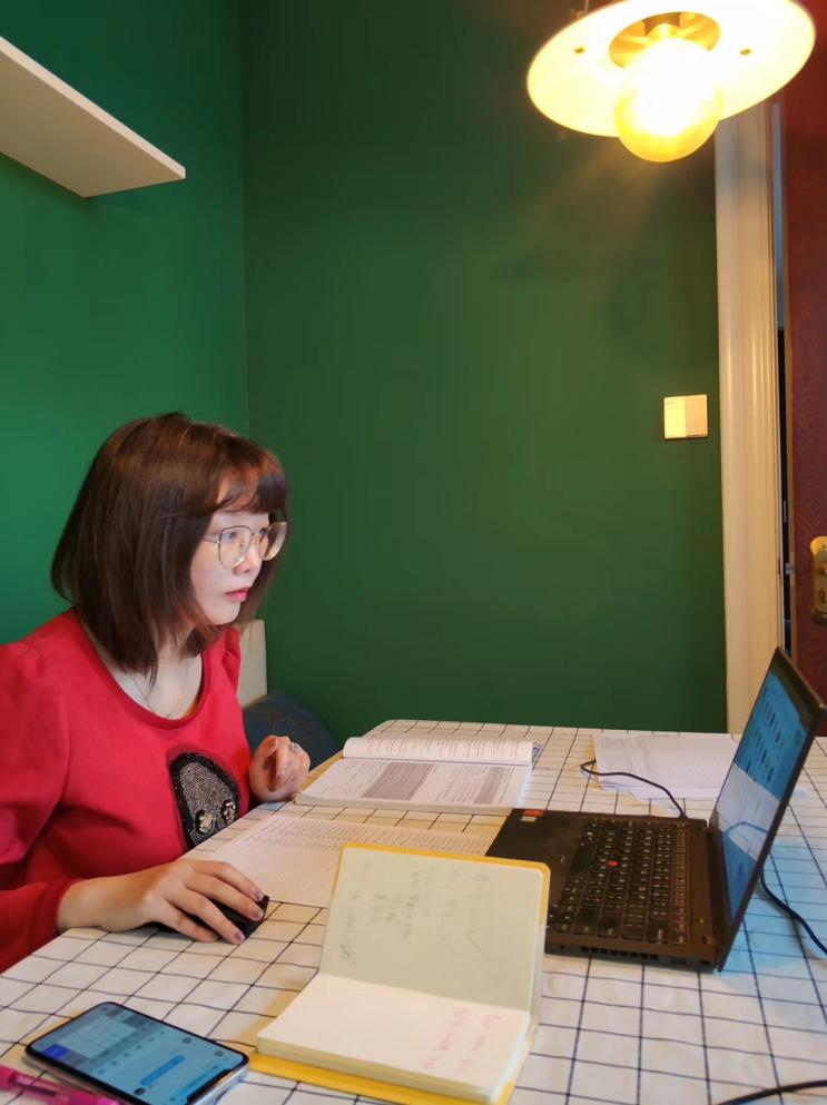 外國語學院沈舒方老師在線講授《大學英語》.jpg